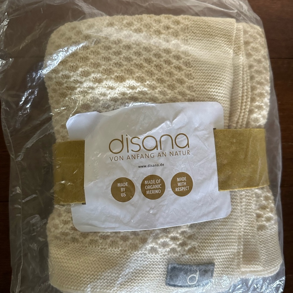 ❌SOLD❌ Disana Organic Merino Wool Honeycomb Baby Blanket